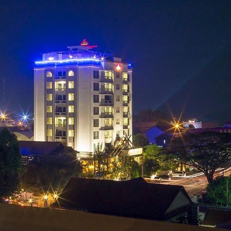 Yeak Loam Hotel Banlung Extérieur photo
