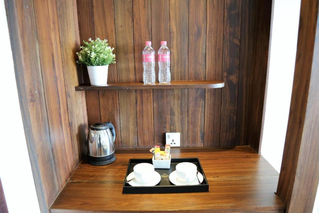 Yeak Loam Hotel Banlung Extérieur photo