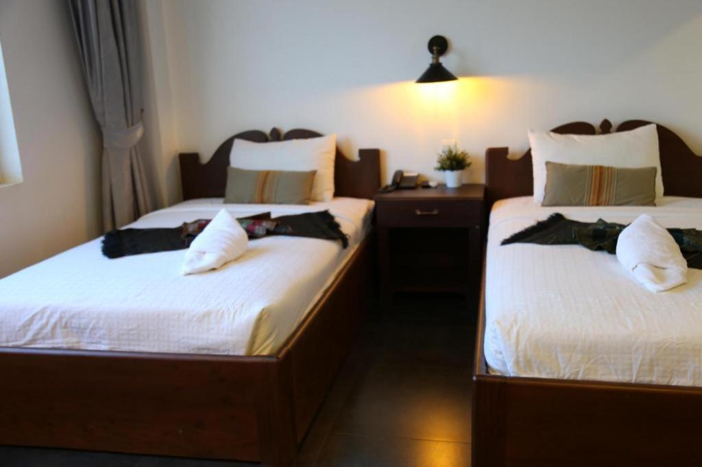 Yeak Loam Hotel Banlung Extérieur photo