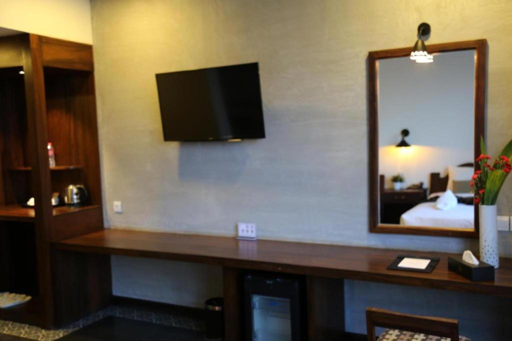 Yeak Loam Hotel Banlung Extérieur photo