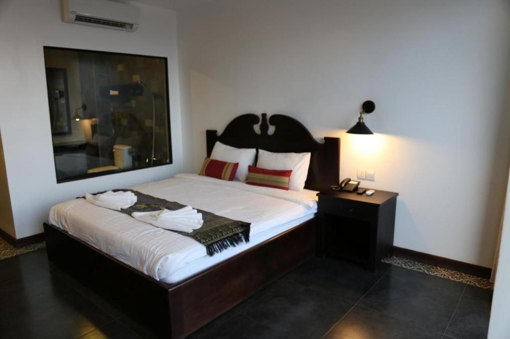 Yeak Loam Hotel Banlung Extérieur photo
