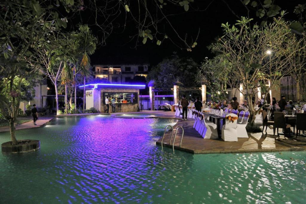 Yeak Loam Hotel Banlung Extérieur photo